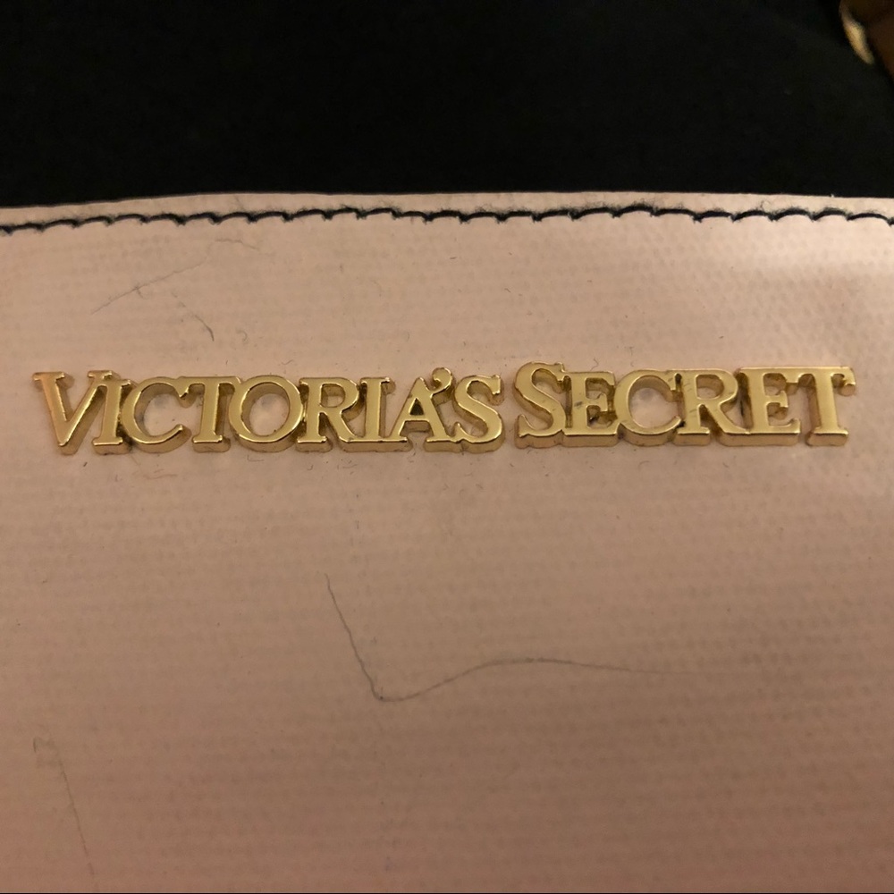 VS Purse - Picture 2 of 6